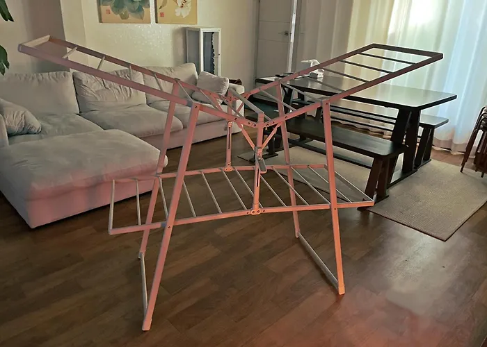 Hongdae 3br 6 Queen Beds 6 Min Walk Apartment Seoul